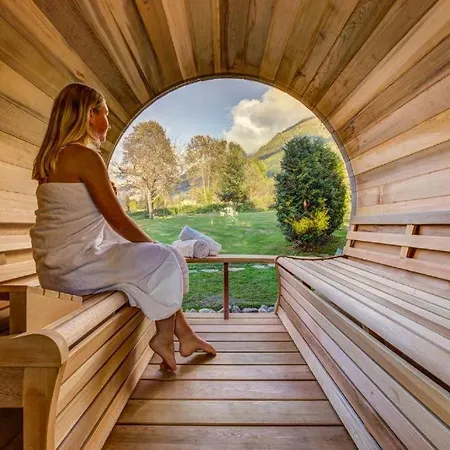 Holliday With 9 Bedrooms, Jacuzzi And Sauna- If You Want To Book, Please Contact On Wh-ats-app - 0034-635-518-216 !!!! *