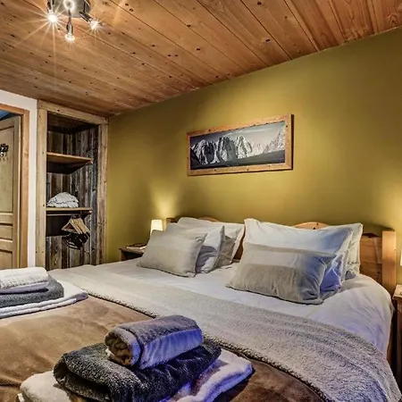 Вілла Holliday With 9 Bedrooms, Jacuzzi And Sauna- If You Want To Book, Please Contact On Wh-ats-app - 0034-635-518-216 !!!! Шамоні