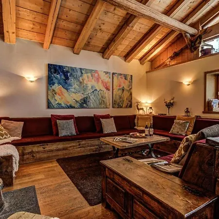 Holliday With 9 Bedrooms, Jacuzzi And Sauna- If You Want To Book, Please Contact On Wh-ats-app - 0034-635-518-216 !!!!